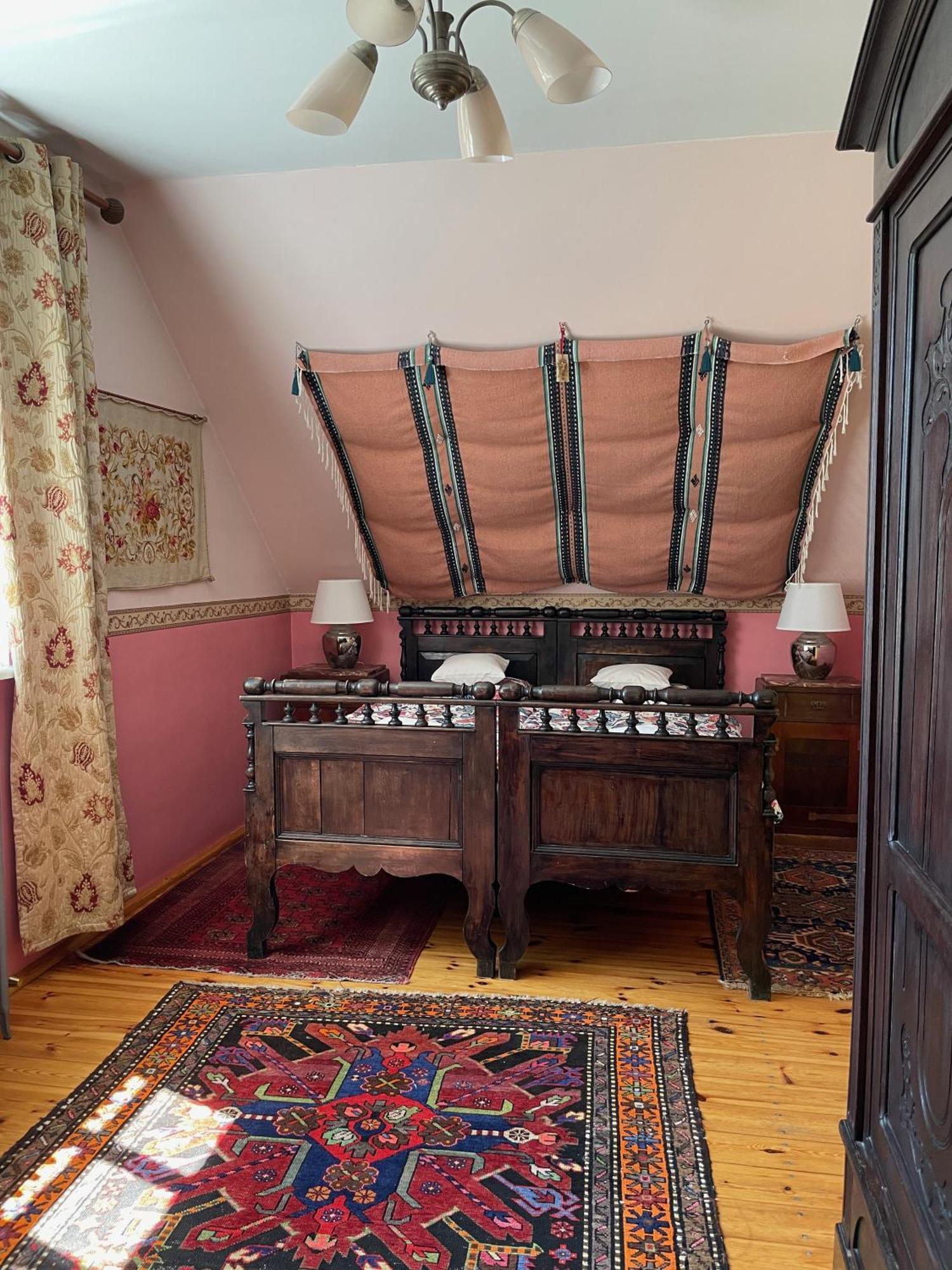 Reglowka Z Kominkiem Ogrod Altanka Villa *