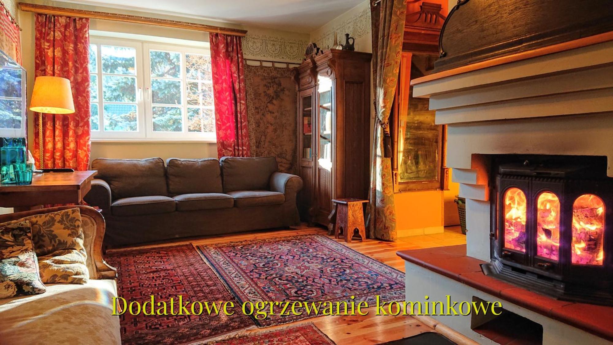 Reglowka Z Kominkiem Ogrod Altanka Villa *