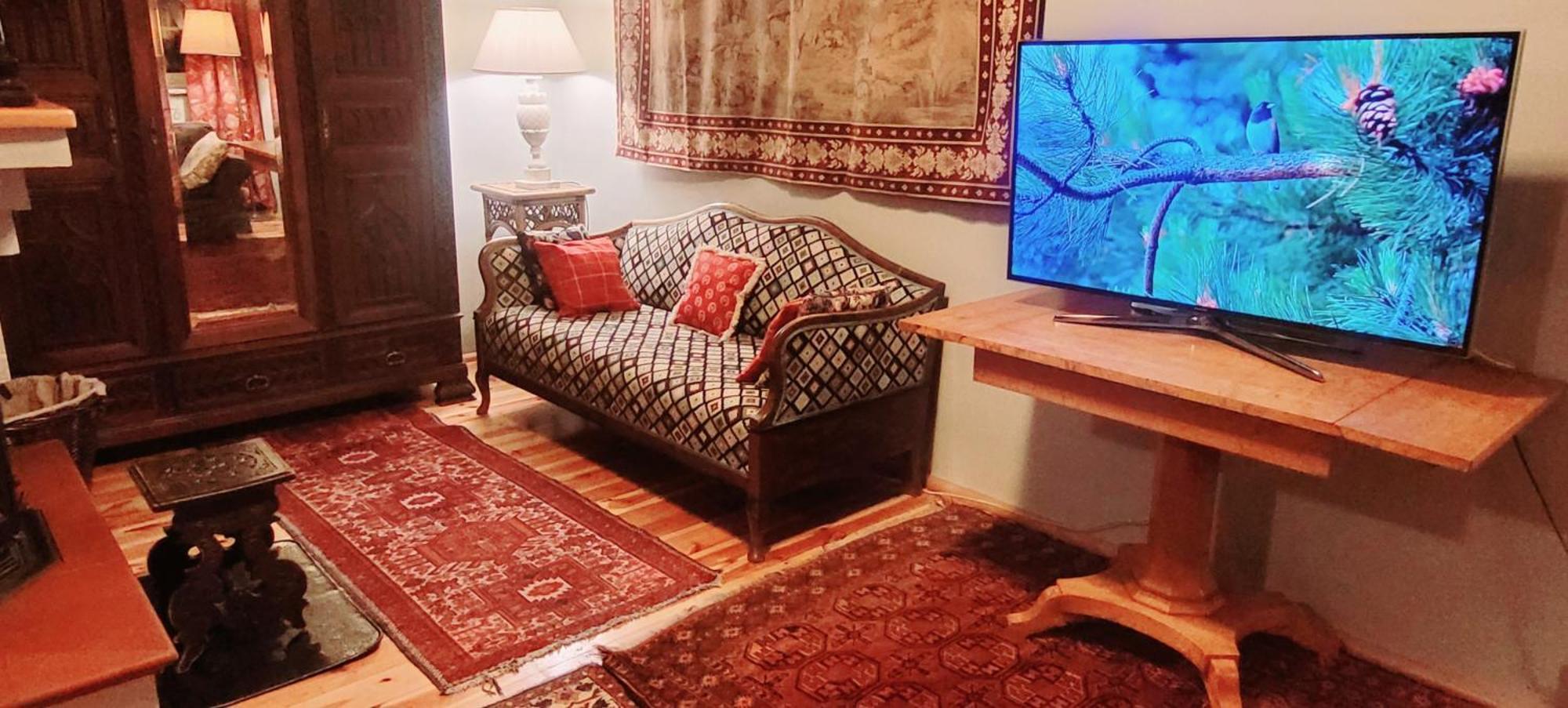 Reglowka Z Kominkiem Ogrod Altanka